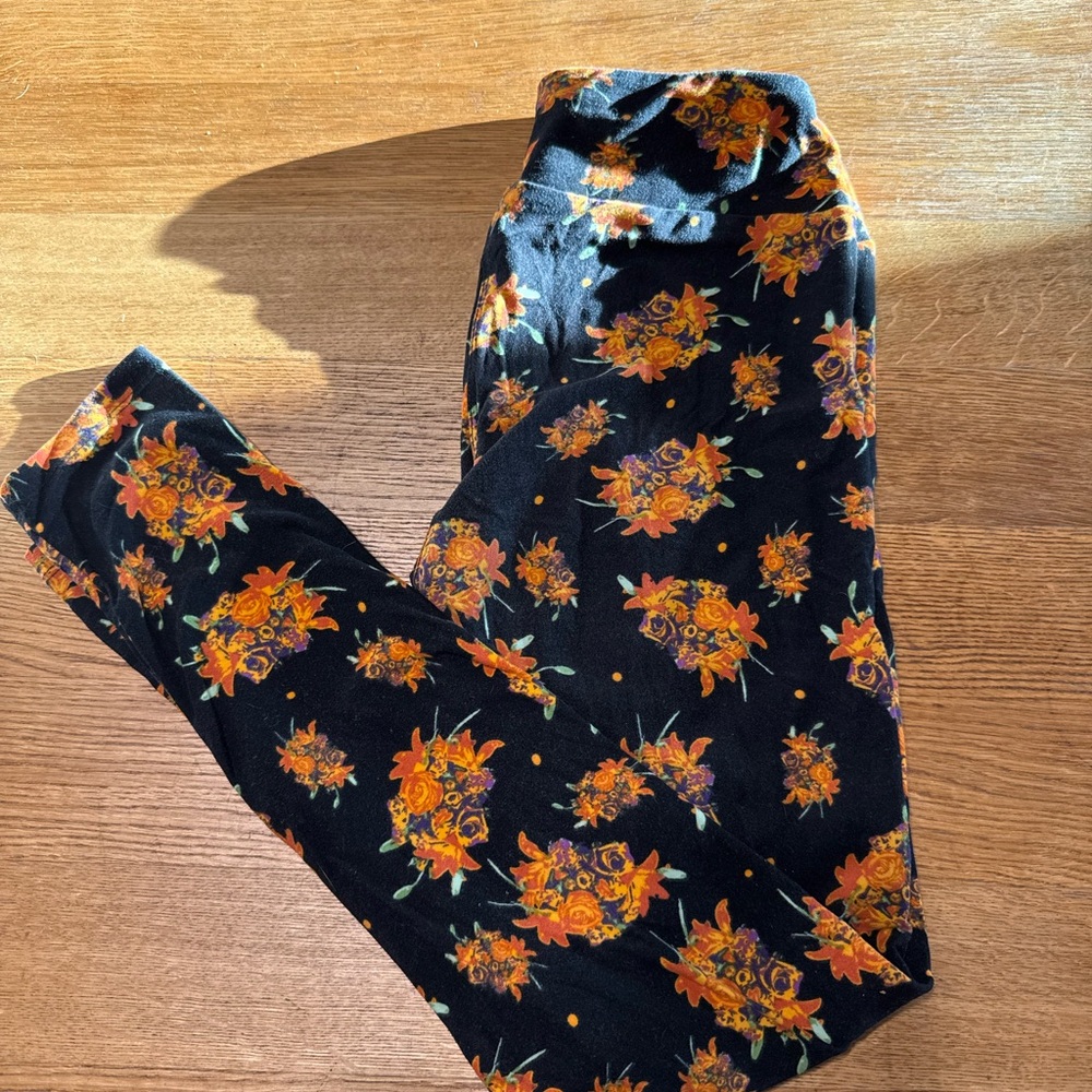 LuLaRoe Floral Black Leggings